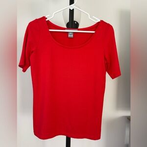 Ellen Tracy Bright Red Scoop Neck Short Sleeve Top